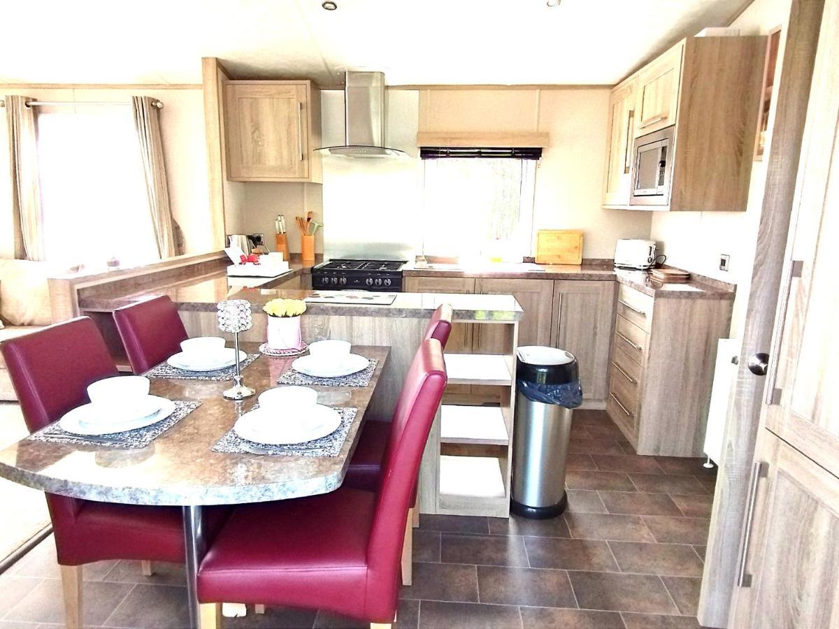 Sand Le Mere Holiday Village Caravan Hire Tunstall (East Riding of Yorkshire) Exterior foto